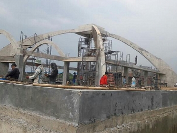 Pekerjaan ATAP LENGKUNG Masjid Kampus KKP Karawang